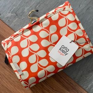 Oral Kiely travel bag